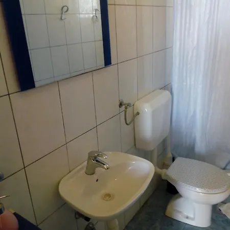 Luka Apartman *