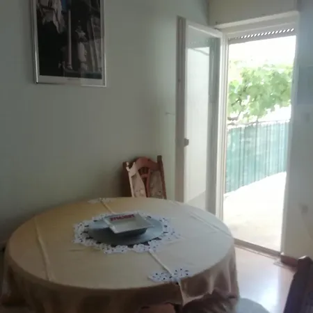 Luka Апартаменти *