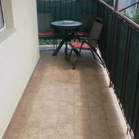 Luka Apartment Split